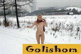Russian nudists in winter