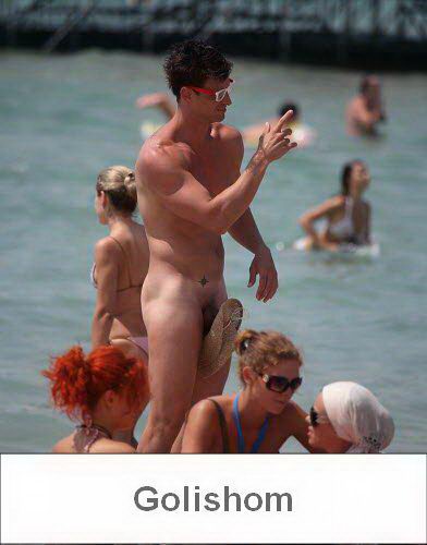 Cool photos from the nudist beach