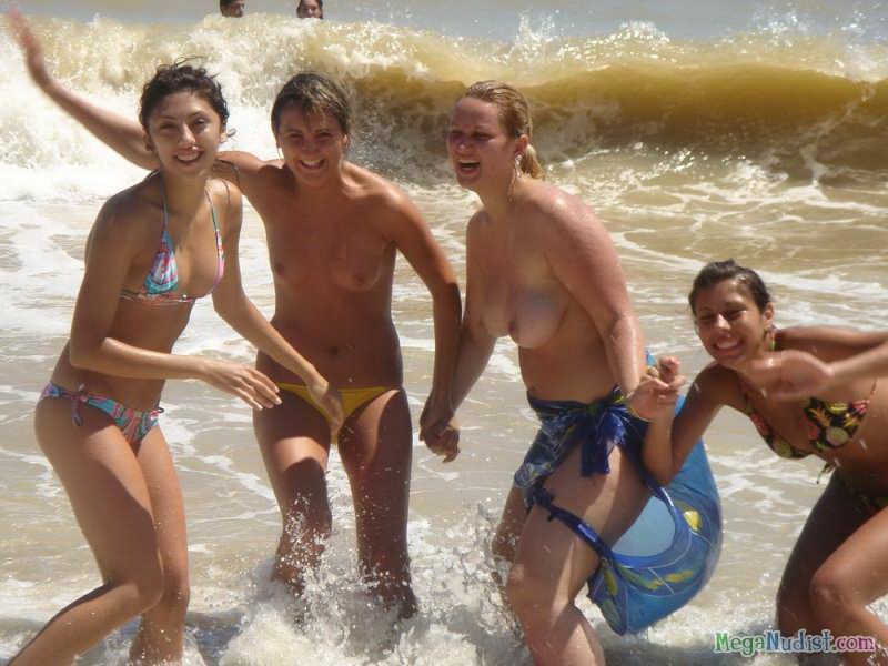 Funny nudists on the beach, beautiful photos