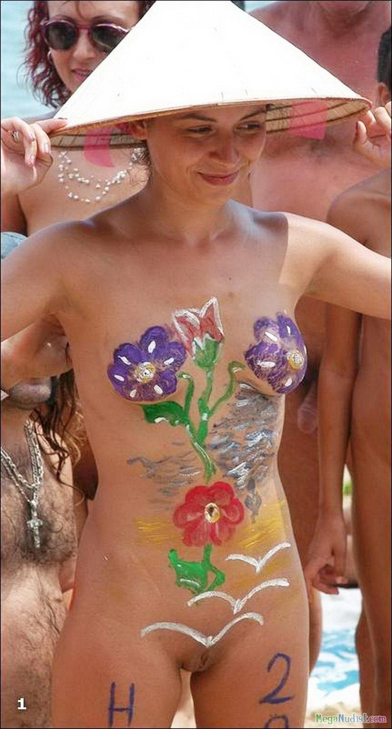Body art - beautiful painting on the body