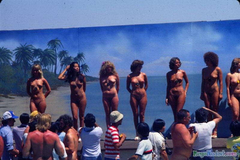 Summer of love and cute retro nudism