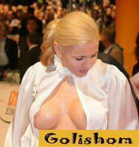 The best flashing of famous girls