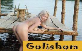 Nudist Lyusya from Kiev on the pier