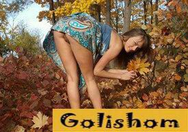 Nudist of the day - Autumn mood...