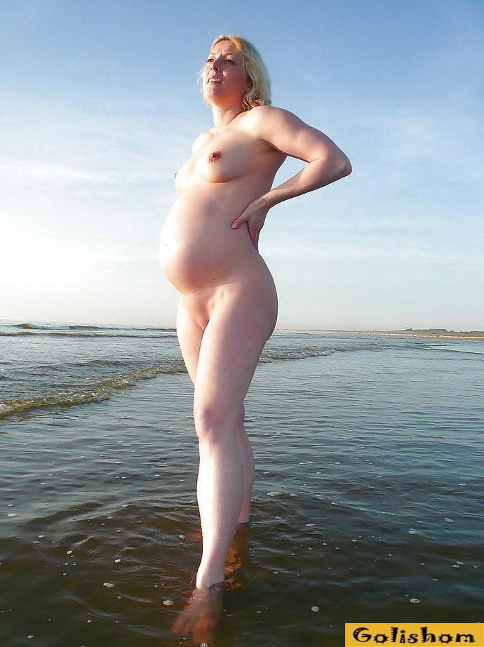 Wife swims naked in front of everyone on the beach