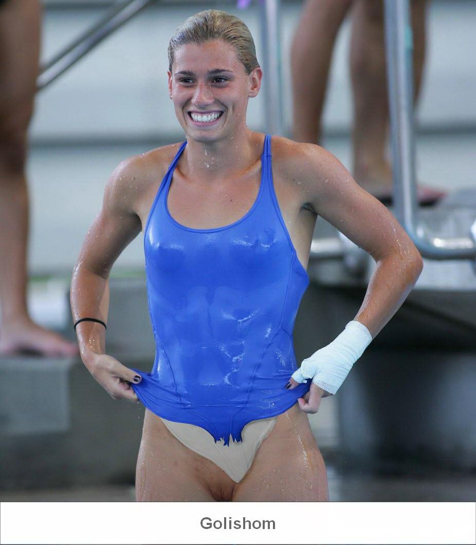 Flashing of female athletes-Naked