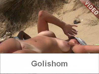 HD videos of nudists on the beach