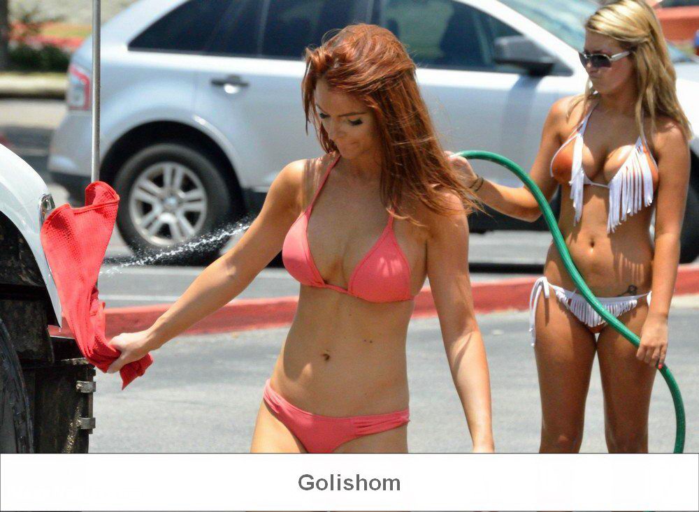 In the USA, car washes with girls in bikinis are very popular